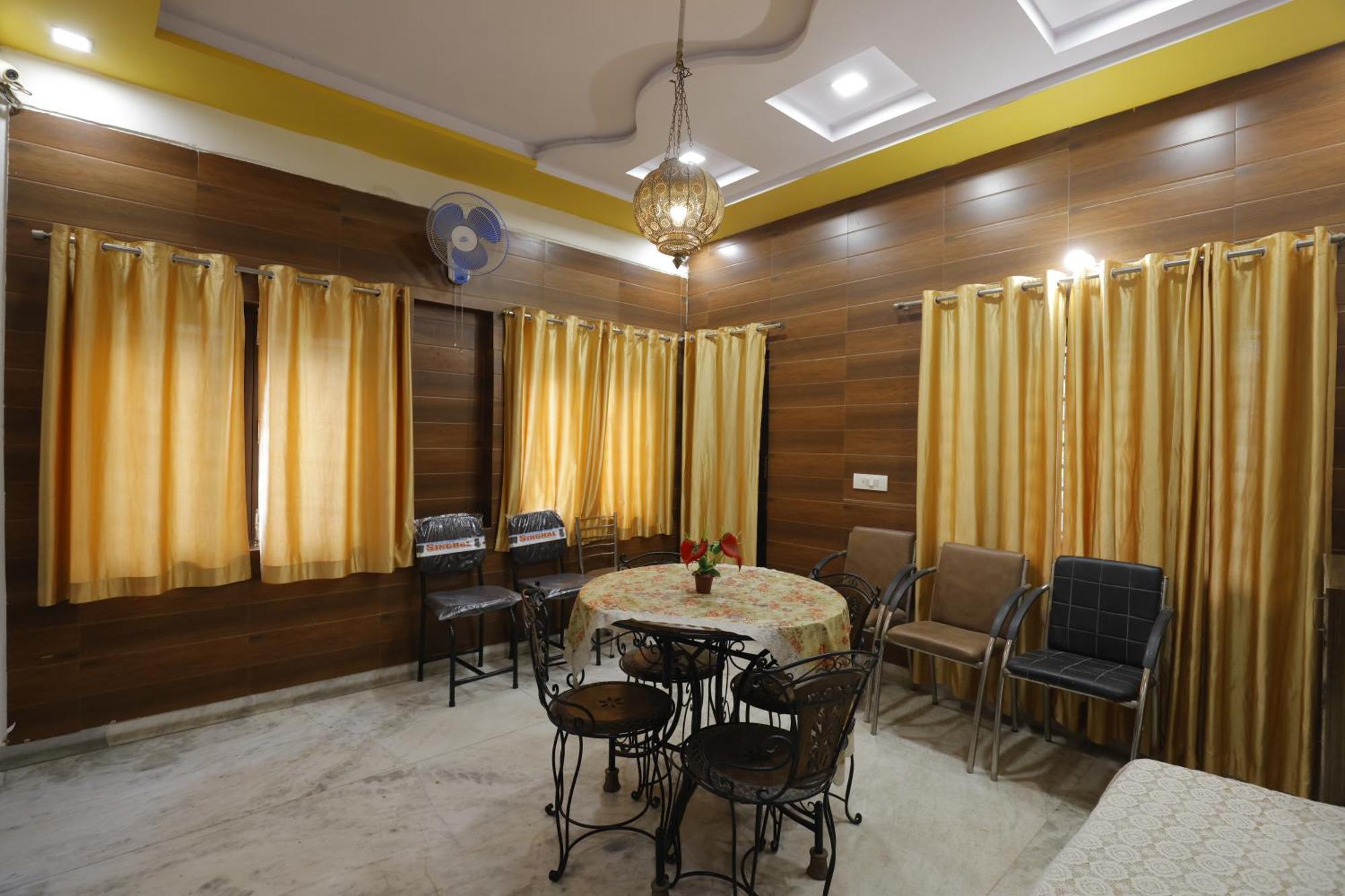 Basil Inn Home Stay Walking Distance From Taj Mahal Agra アーグラ エクステリア 写真